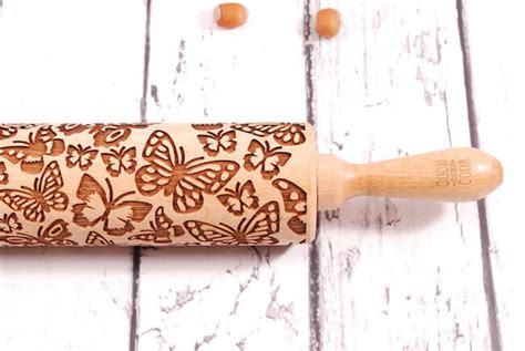 bake cookies again without these embossed rolling pins