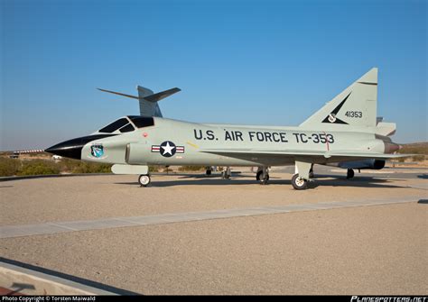 54 1353 United States Air Force Convair Tf 102a Delta Dagger 8 12