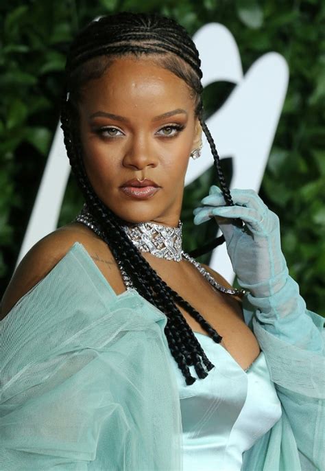 rihanna is latest victim of e scooter accident seen with