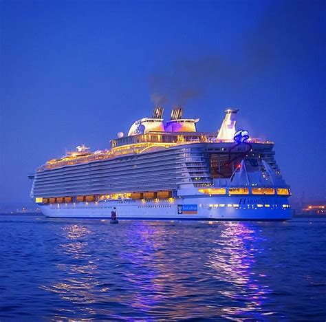 luxurycruise royal caribbean cruise lines cruise ship caribbean cruise