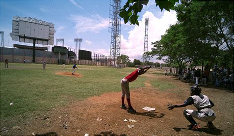 Dominican Baseball Handlers Stir Issues Of Exploiting Youths The New