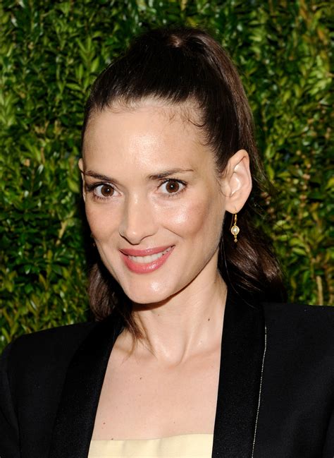 Winona Ryder Will Join David Simon S Show Me A Hero Time