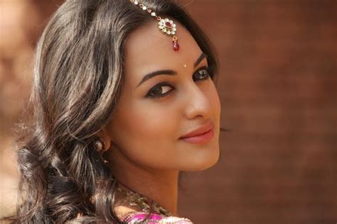 Top 10 Beautiful Indian Actresses Top Ten Bollywood