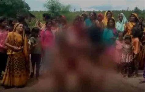 Gadis Gadis Muda Diarak Telanjang Dalam Ritual Minta Hujan Di India