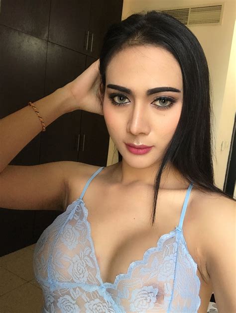 yaya thai transsexual escort in dubai