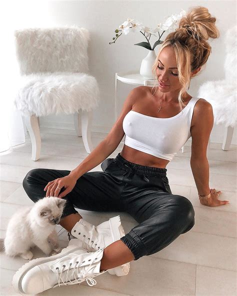 abby dowse thefappening topless and sexy early 2020 19