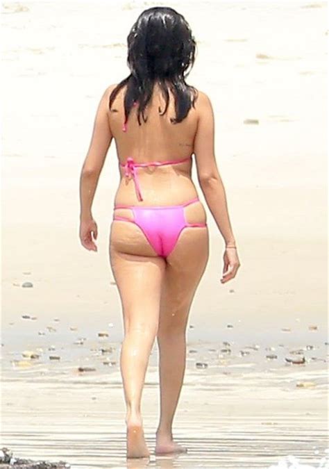 Selena Gomez In Bikini 18 Photos Thefappening