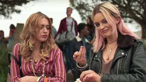 these bloopers from ‘sex education are proving how much fun was had on set