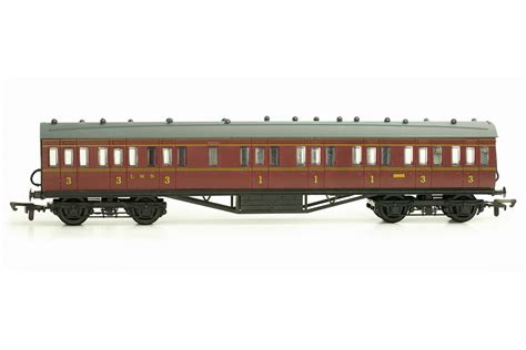 dapol cb  stanier  corridor comp coach lms maroon lined  kit railway models uk