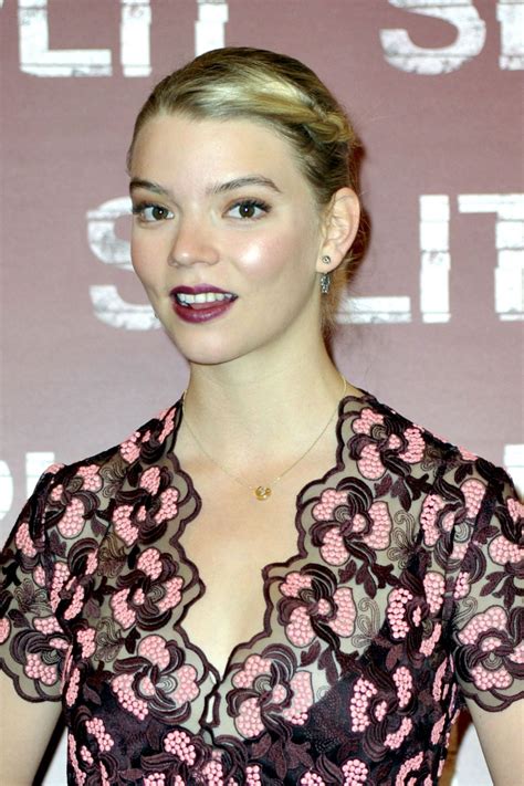 70 Hot Pictures Of Anya Taylor Joy Casey Coke Actress From Split