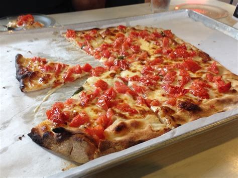 Here Are The Best Pizza Places In New York Bronxville