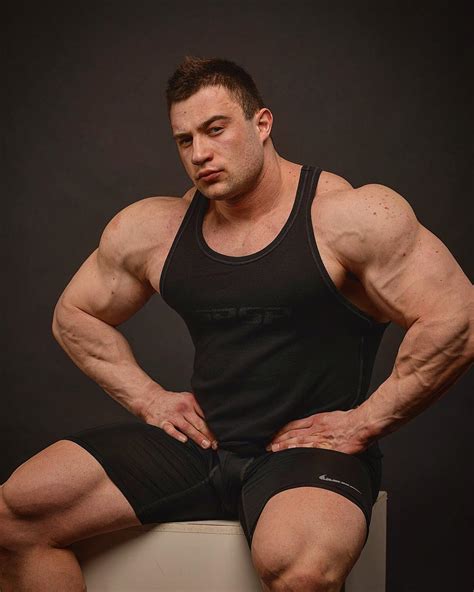 russian muscle hunk alexey kuznetsov worldwide body builders
