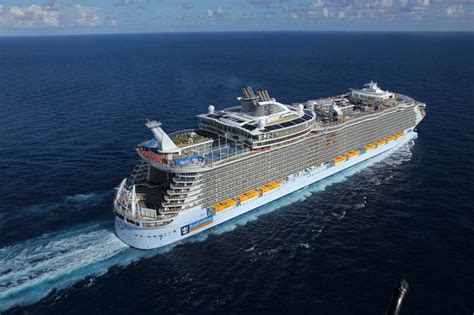 The Worlds Largest Cruise Ship Allure Of The Seas Architecture And Design