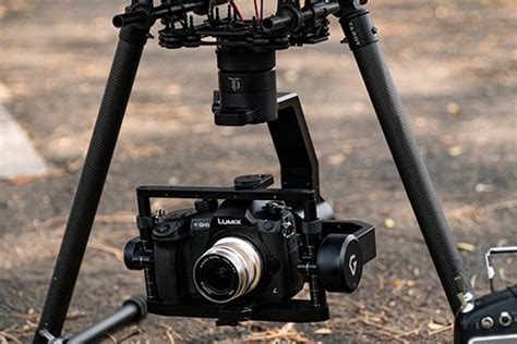 drone camera stabilizing gimbals gimbal camera stabilizer  drones uavs