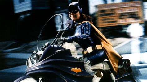 Yvonne Craig Dead Batgirl Of 1960s Tv Was 78 Hollywood