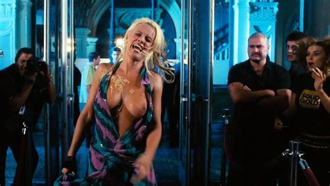 nude video celebs actress carmen electra
