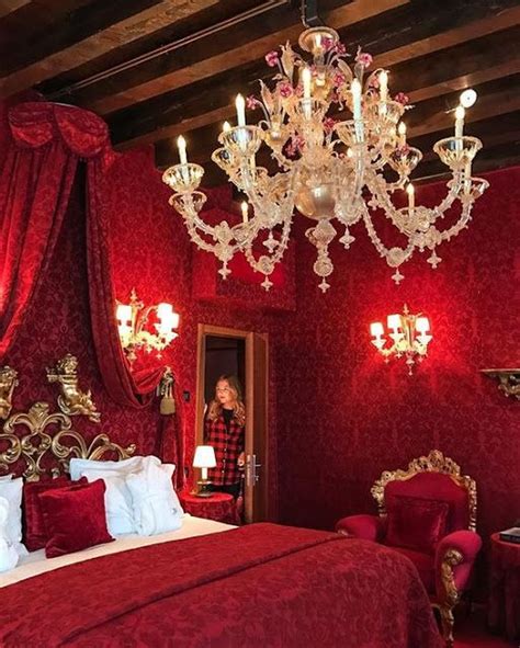 ideas   red bedroom