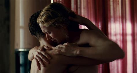 kate winslet nude pics page 2