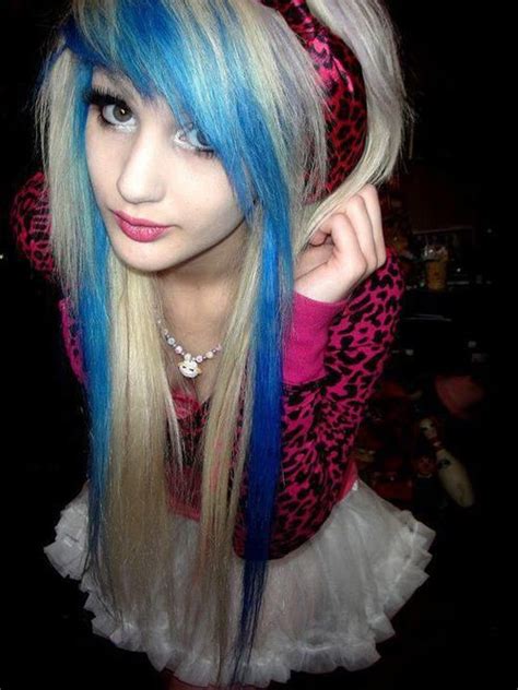 emo girl with blue and blonde hair emo girls and hair