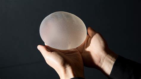 Reports Of Breast Implant Illnesses Prompt Federal Review The New