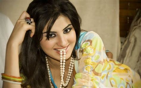 pakistani fashion indian fashion international fashion gossips beauty tips sataesh khan and