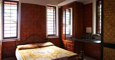 traditional  bedroom home   lakhs  sqft   cent plot  kerala home plans