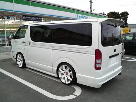 auto transport blog car news car transports toyota hiace