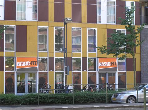 basic fit amsterdam pieter calandlaan amsterdam heeft het