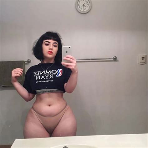 thick rubenesque instagram girl sabrina