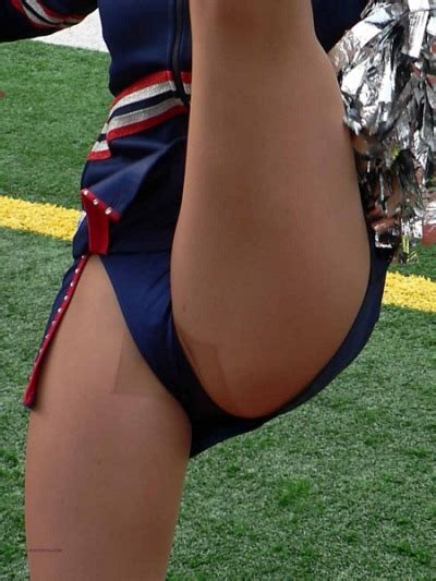 Crotch Of Cheerleader S Nude Pantyhose Nice Clos Tumbex