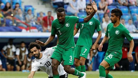 saudi arabia defeats egypt 2 1 in world cup group stage match