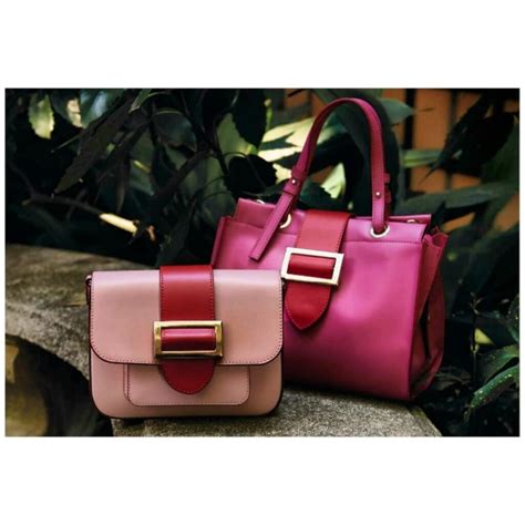 What Is The Most Popular Handbag Iqs Executive