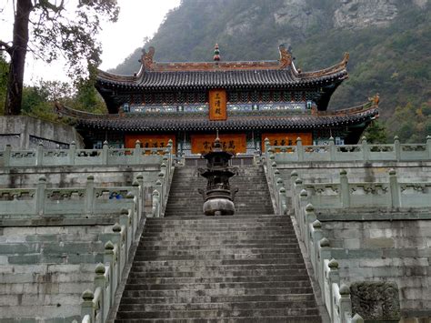 pictures chinese mountains taoist monastery  wudang mountains