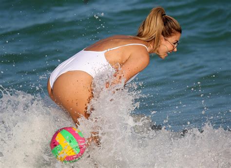 larsa pippen cameltoe in white swimsuit in miami 22 celebrity