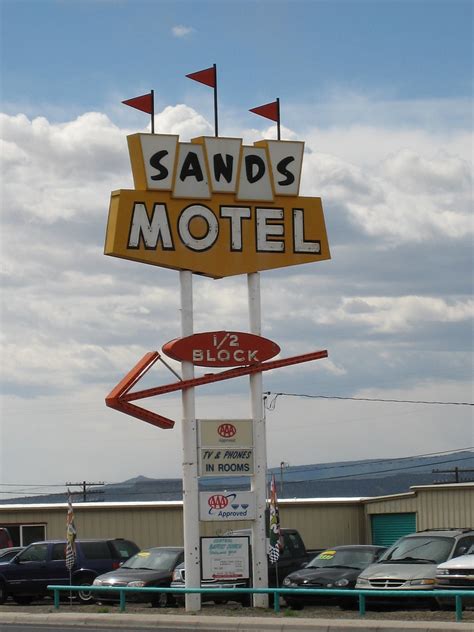 classic route  motel sign    sign   sands flickr