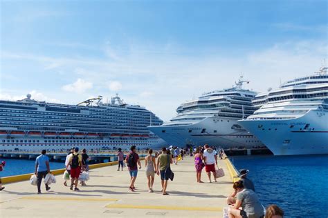 mexican caribbean    popular cruise destination  mexico  year cancun sun