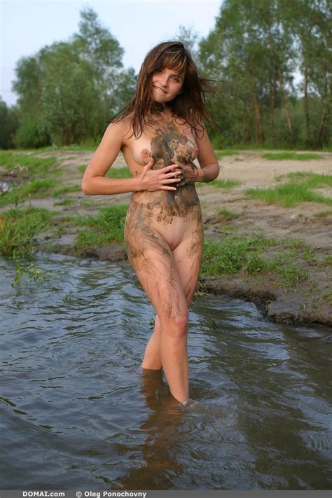 ann in mud bath by domai erotic beauties