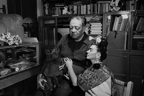 capturing the love and psyches of frida kahlo and diego rivera the