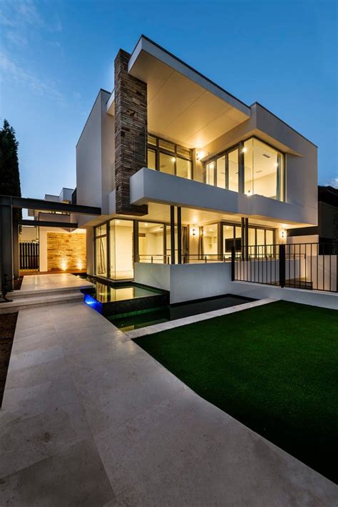 eye catching contemporary residence designs