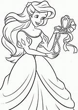 Coloring Princess Pages Disney Ariel Kids Christmas Princesses Mermaid Sheets Birthday Jewelry Holding Book Walt Necklace Colouring Printable Sheet Beautiful sketch template