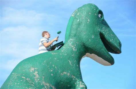 painting dinosaur park