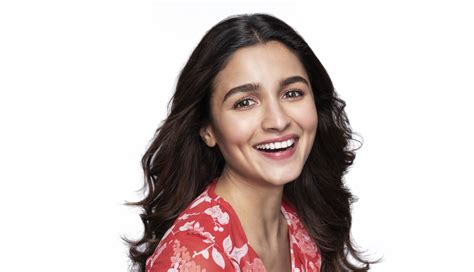 actress alia bhatt smile  hd laptop wallpaper hd indian