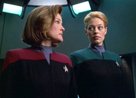 Captain Janeway And Seven Of Nine S Relationship Was A