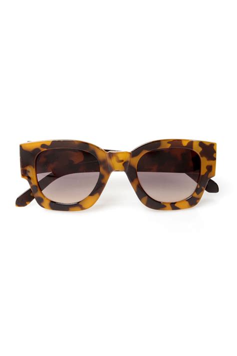 cool tortoise sunglasses yellow sunglasses brown sunglasses  lulus