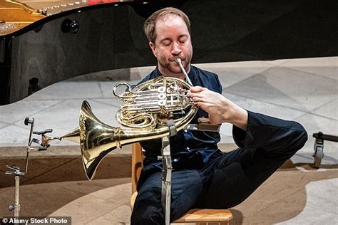 The Astonishing Music Maestro Born Without Arms Who Plays The French