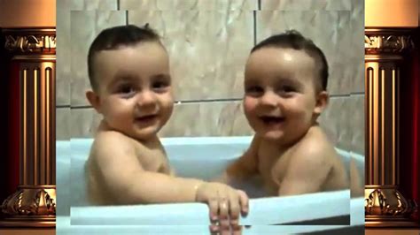 Twins Brothers Enjoying Bath Time Youtube