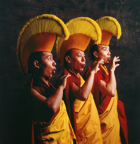 tibetan monks  musikfest   mandalas meditate  chant