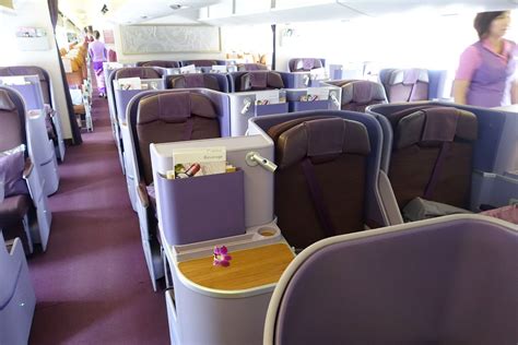 What It S Like To Fly In Business Class On Thai S 777 300er The