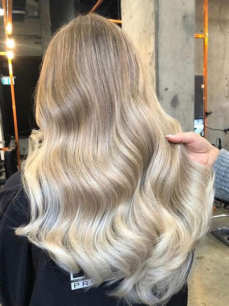 Bleach Blonde Hair With Caramel Highlights