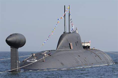 dead russian submarine  sitting   bottom   ocean armed  nuclear weapons